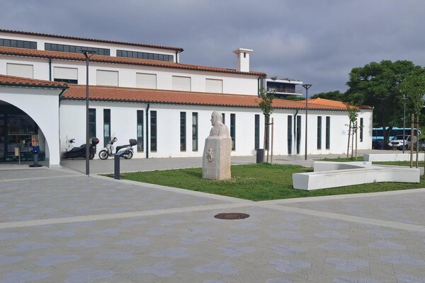 Praça Almirante António Silva Ribeiro